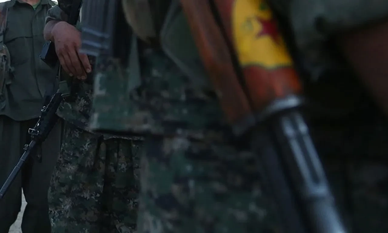 PKK fesih kararını duyurdu! Terör örgütü silahları bıraktı