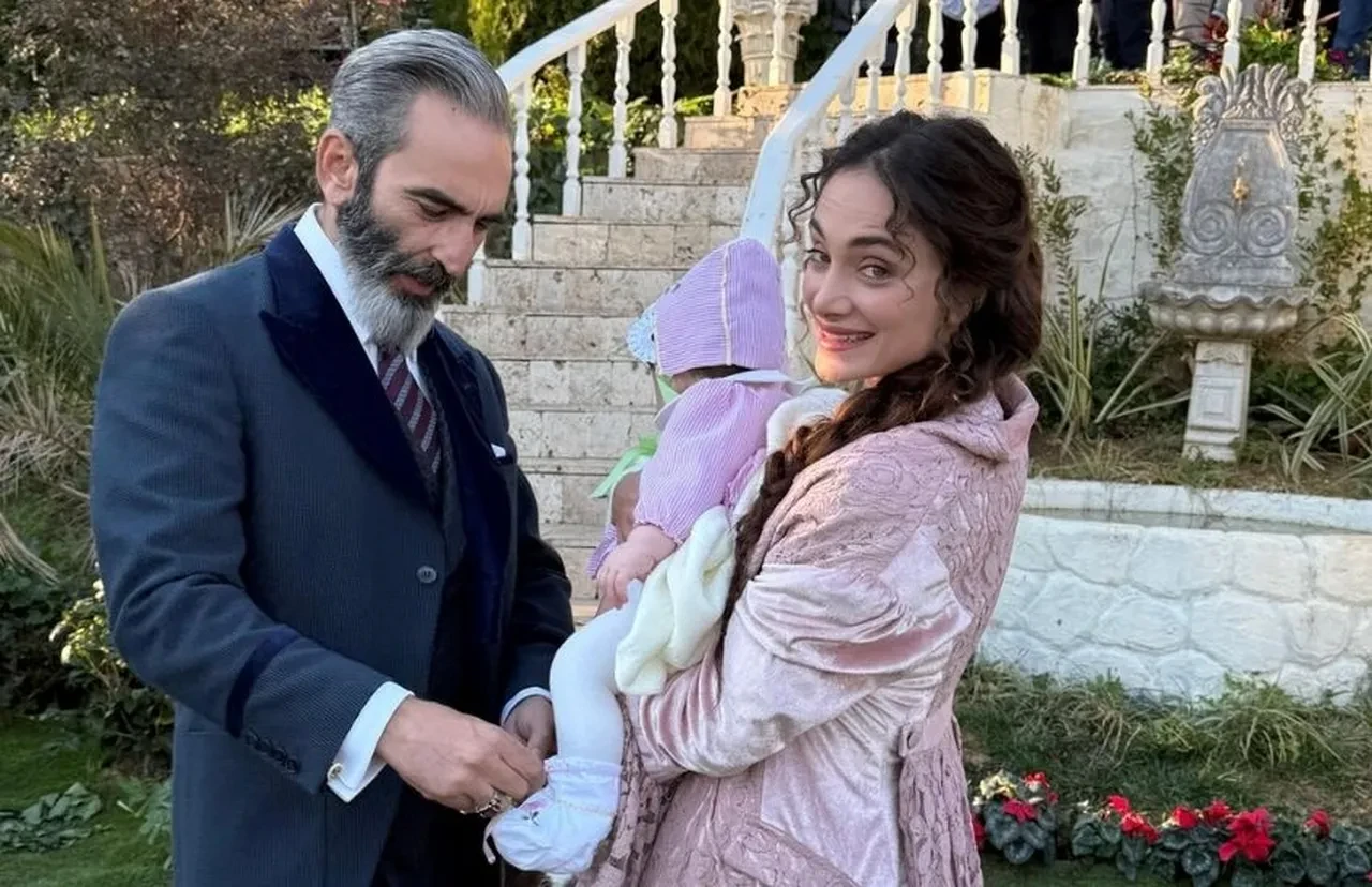 Şakir Paşa dizisi oyuncusu Denise Capezza ayrılığı duyurdu 