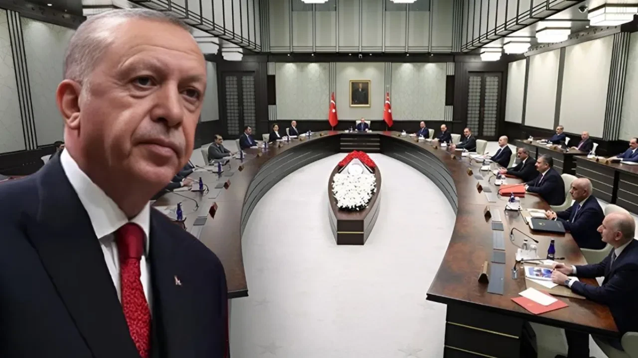 Tüm gözler Kabine Toplantısı'nda! PKK'nın fesih kararı masaya yatırılacak