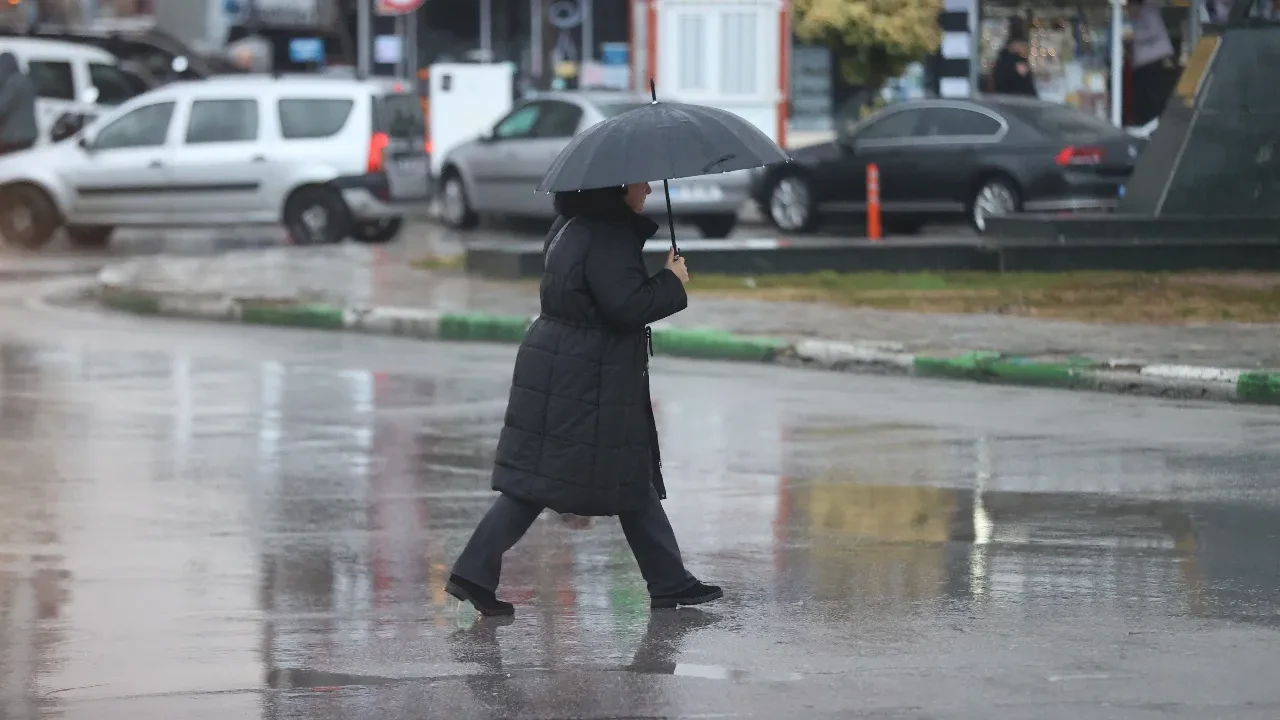 Yeni haftada hava nasıl olacak? Meteoroloji il il uyardı: Çok kuvvetli geliyor!