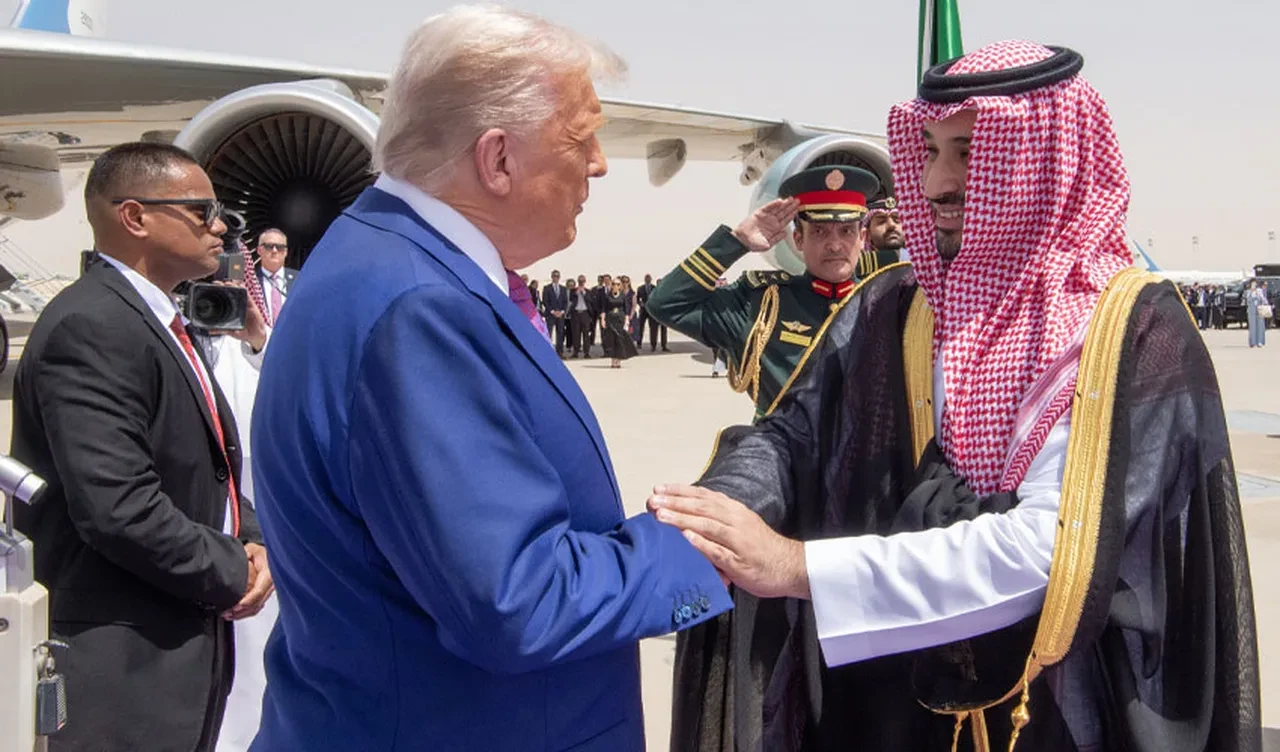 ABD Başkanı Donald Trump Suudi Arabistan'da! Tüm gözler Orta Doğu'da