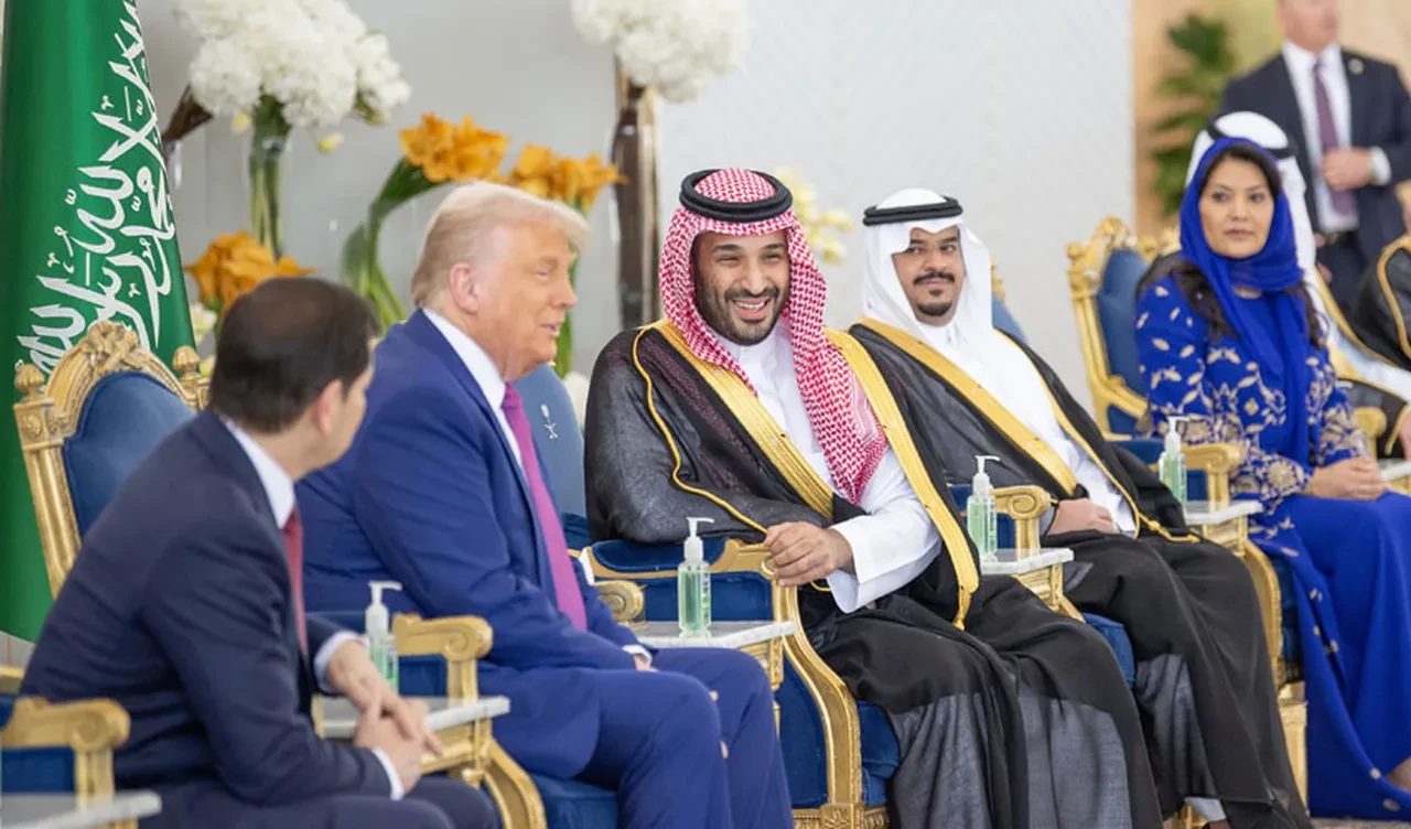 ABD Başkanı Donald Trump Suudi Arabistan'da! Tüm gözler Orta Doğu'da