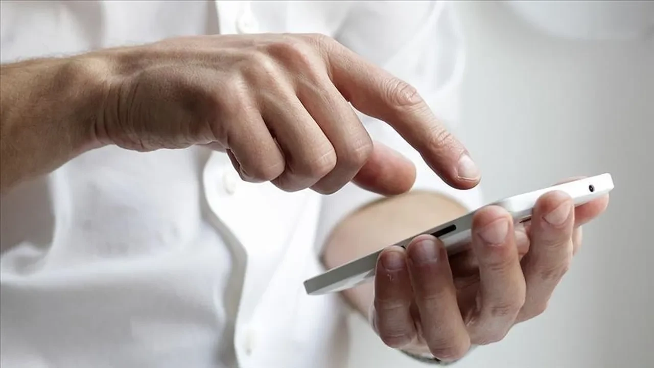 Dolandırıcıların yeni tuzağı! Kargo firmasından gelen mesajlara dikkat!