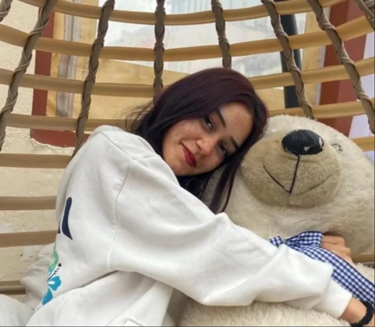 Eski sevgilisini 30 bıçak darbesiyle öldürdü! Arkadaşlarına attığı mesaj kan dondurdu