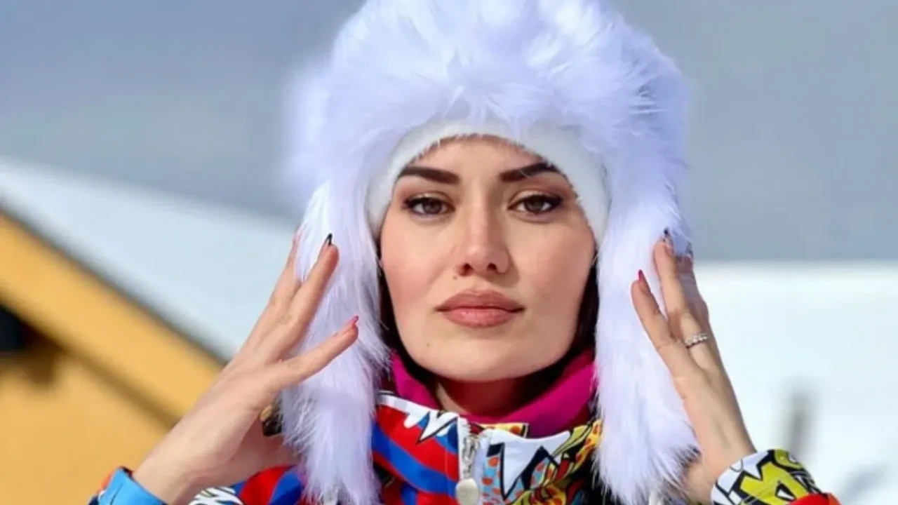 Fahriye Evcen yıllar sonra aynı yerde! Paylaşımları duygulandırdı 