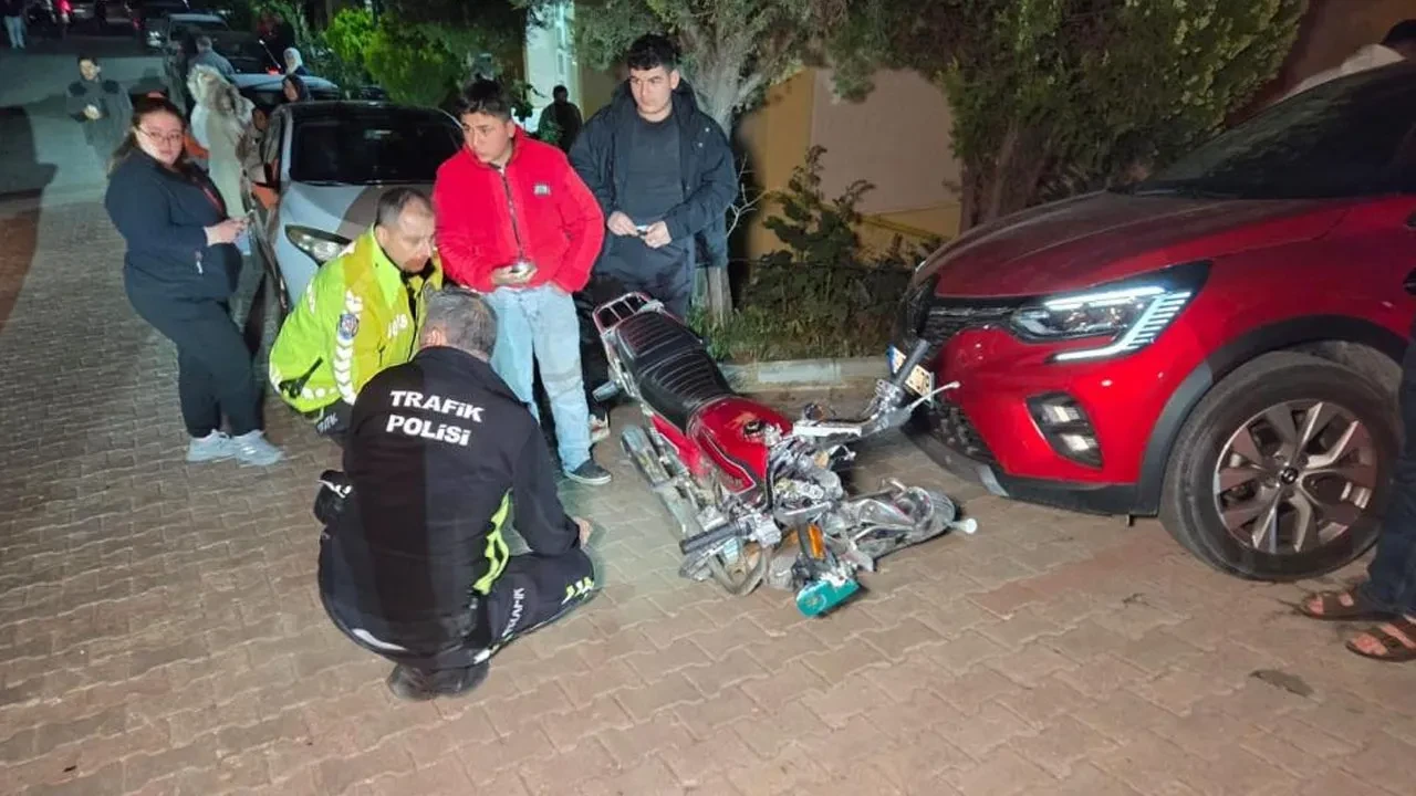 İki motosiklet birbirine girdi! 25 yaşındaki genç can verdi