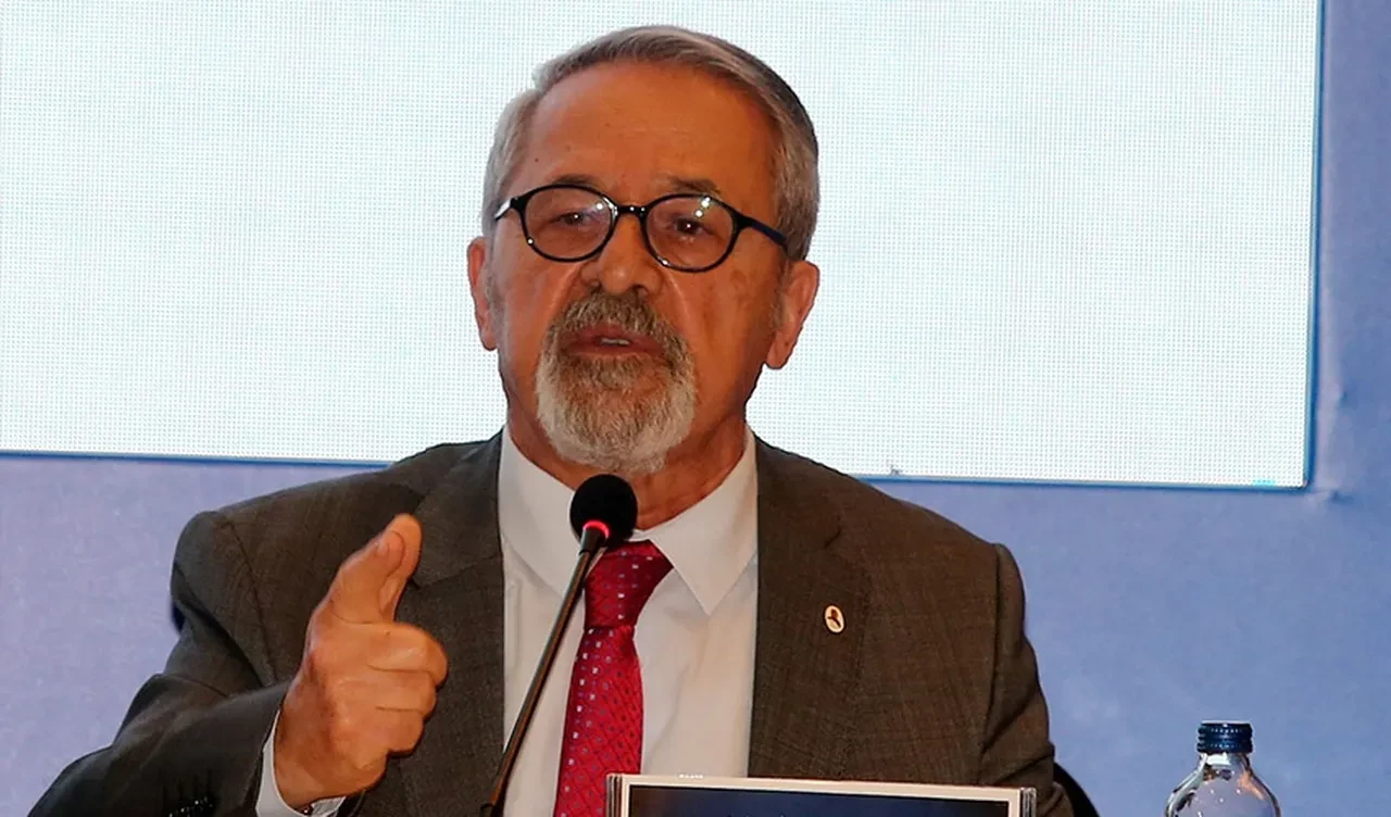 İstanbul depremi sonrası Naci Görür'den dikkat çeken açıklama!