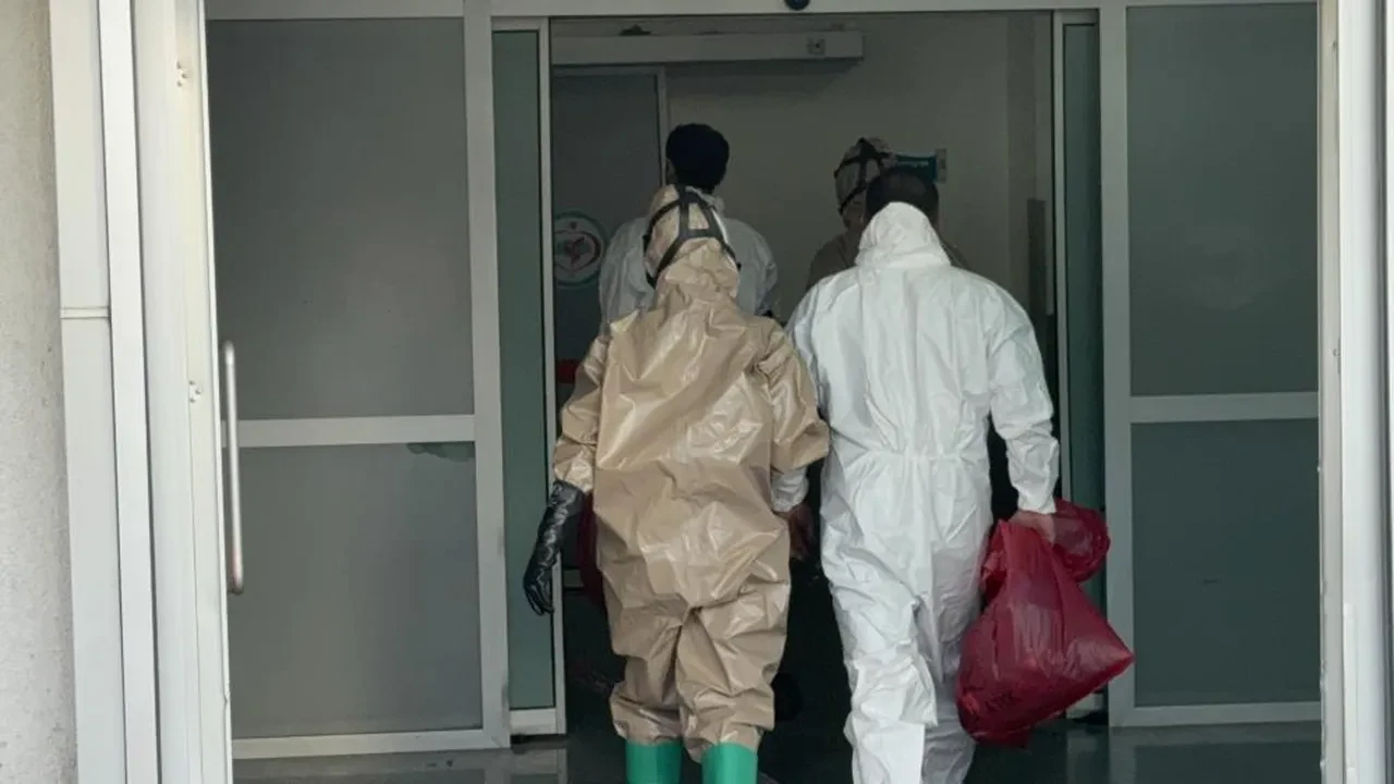 Kocaeli'nde zehirlenme! 4 işçi hastaneye kaldırıldı