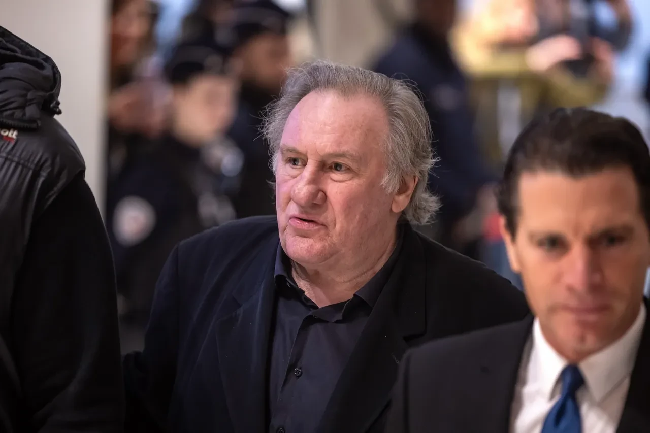 Oyuncu Gerard Depardieu'ye cinsel saldırı suçundan hapis cezası