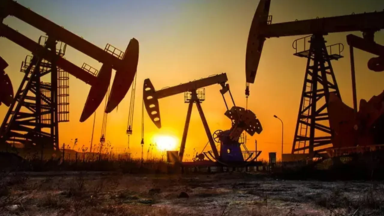 Petrol fiyatları denge bulamıyor