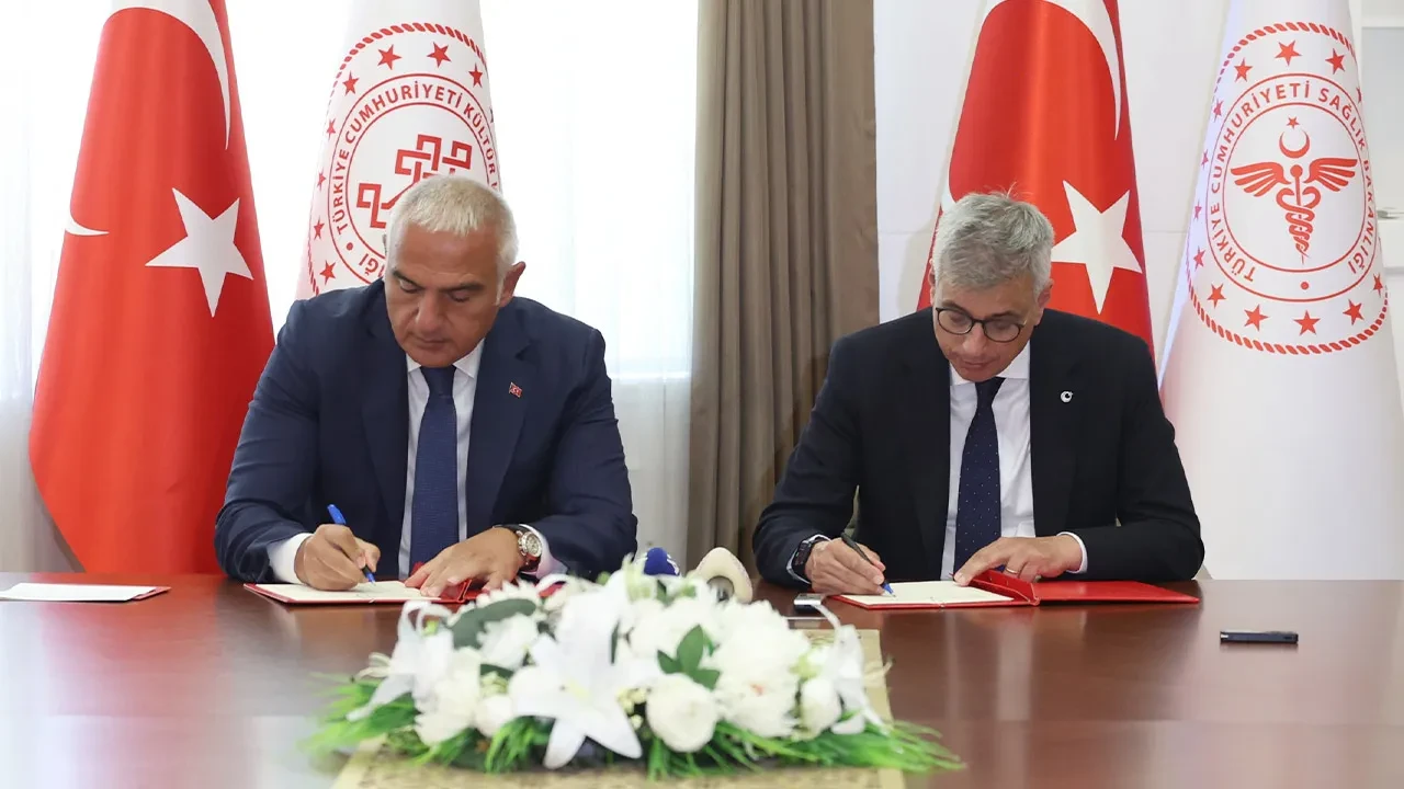 Sağlık turizminde yeni bir dönem başladı! Bakan Ersoy: 'Sağlık turizminden 3 milyar dolardan fazla gelir elde ettik.'