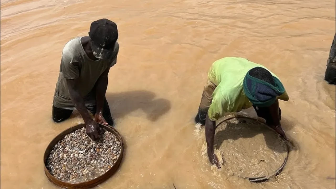 Sierra Leone’nin elmas devi kapandı: 1000’den fazla işçi işsiz