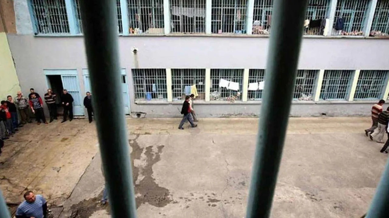 Son dakika | Bakan Tunç duyurdu! Tahliyeleri yaklaşan hükümlülere iş bulma olanağı geliyor