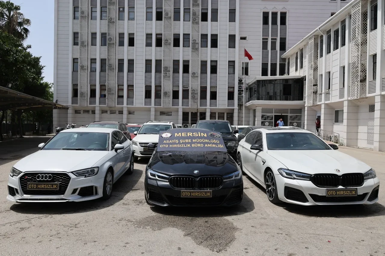 Tam 50 milyonluk 'change' operasyonu: Ağır hasarlı araçları böyle satmışlar 