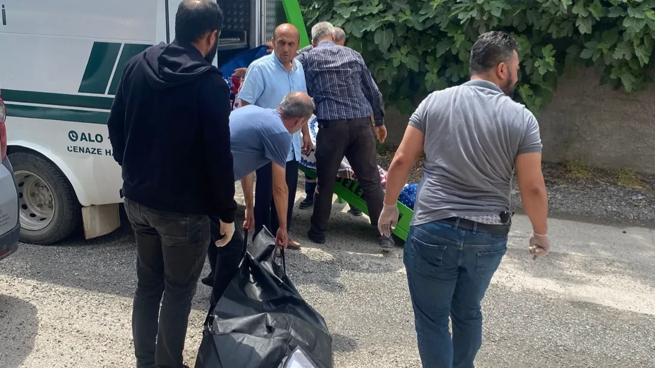 Tartıştığı annesini önce dövdü sonra boğarak öldürdü! 
