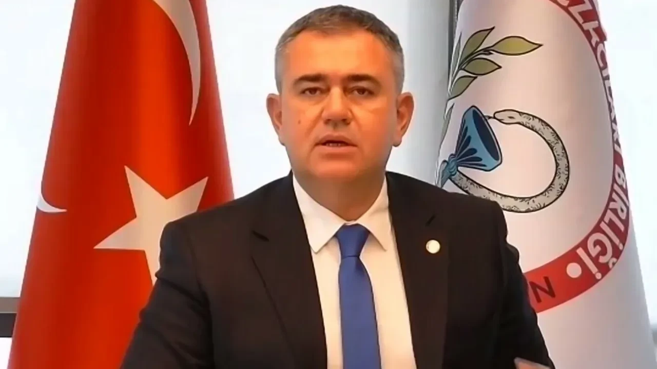 Türk Eczacıları Birliği Başkanı o ilaçlara dikkat çekti: Halk sağlığını tehdit eden çok ciddi bir tablo var