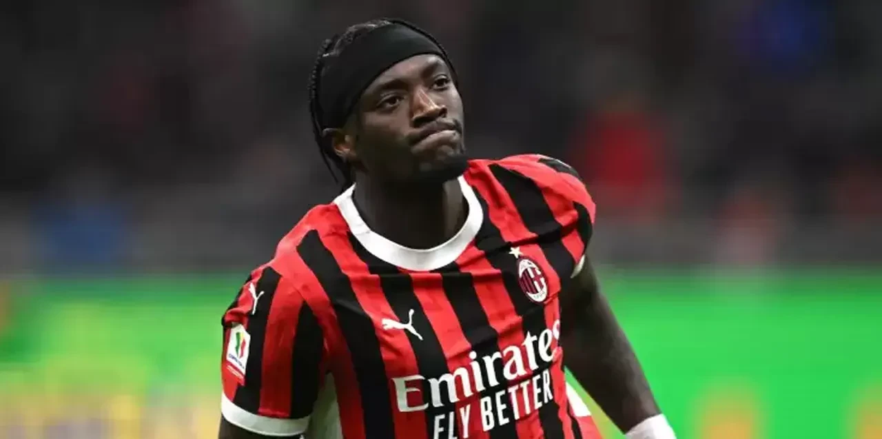 Beşiktaş'a kule gibi forvet! Jose Mourinho detayı dikkat çekti