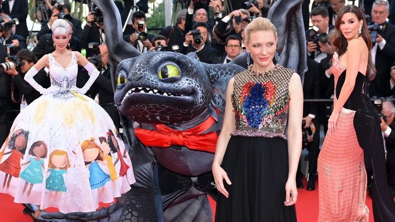 Cannes Film Festivali'nde ünlüler dekolte yasağına uydu: Sinema yeniden başrolde