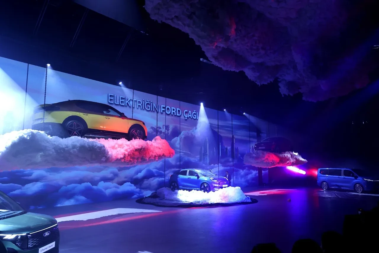 Ford yeni elektrikli araçlarını ilk kez görücüye çıkardı