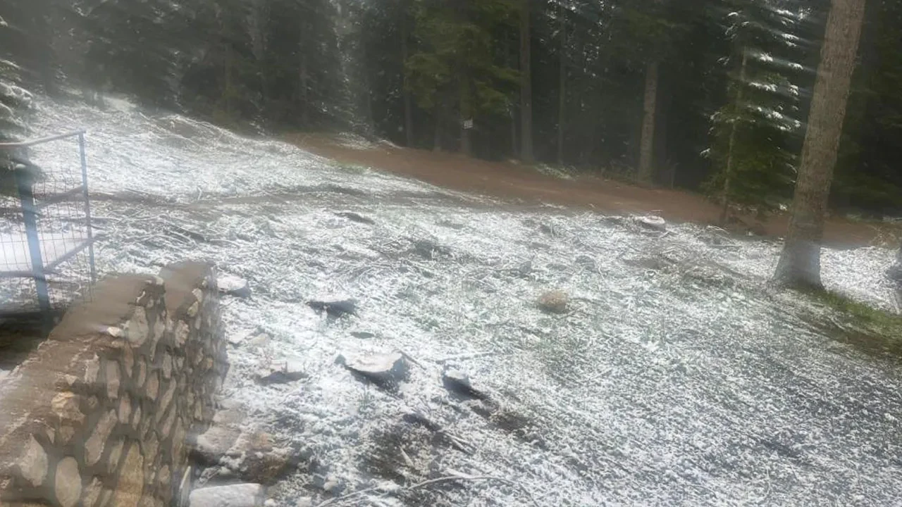 Kastamonu'da mayısta kar sürprizi