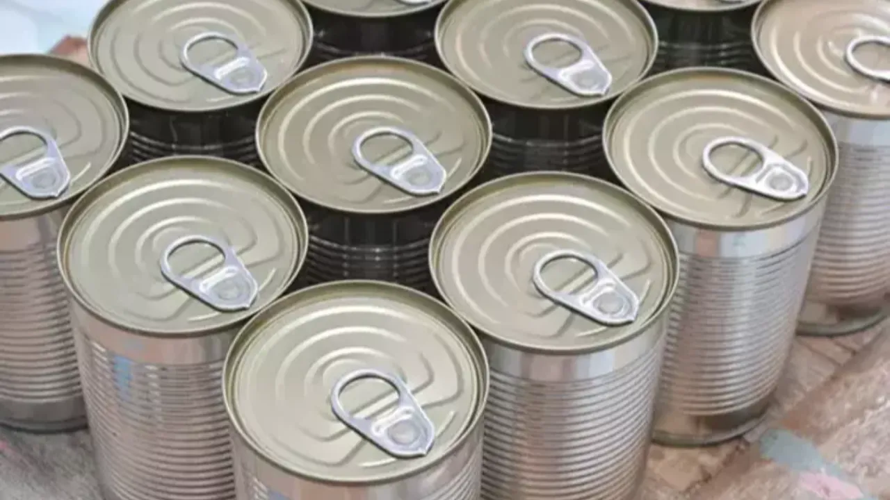 Konserve gıda alırken buna dikkat etmezseniz zehirlenebilirsiniz