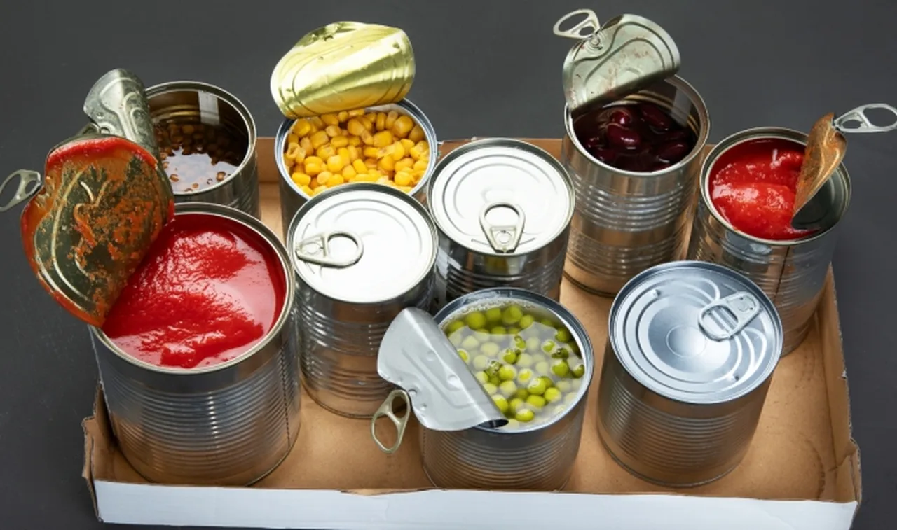 Konserve gıda alırken buna dikkat etmezseniz zehirlenebilirsiniz