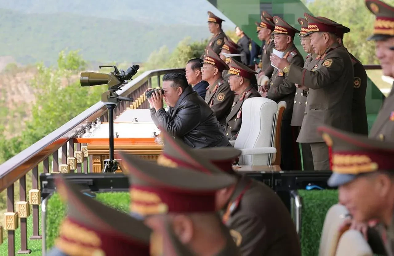 Kuzey Kore lideri Kim Jong-un'dan 'savaş hazırlığı' talimatı: Köklü bir değişim olacak