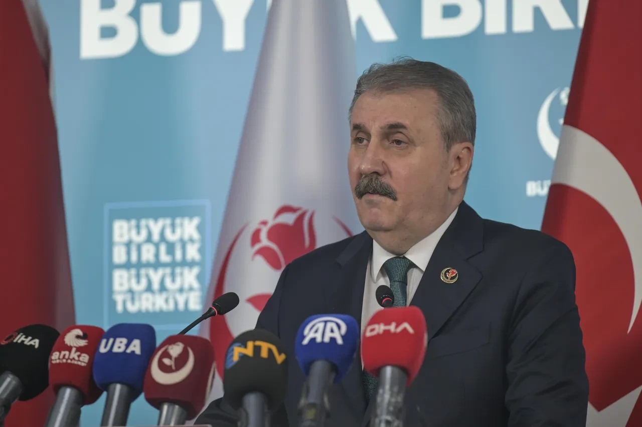 Mustafa Destici'den PKK'nın fesih bildirisine tepki: Hayallerini zindana dönüştüreceğiz