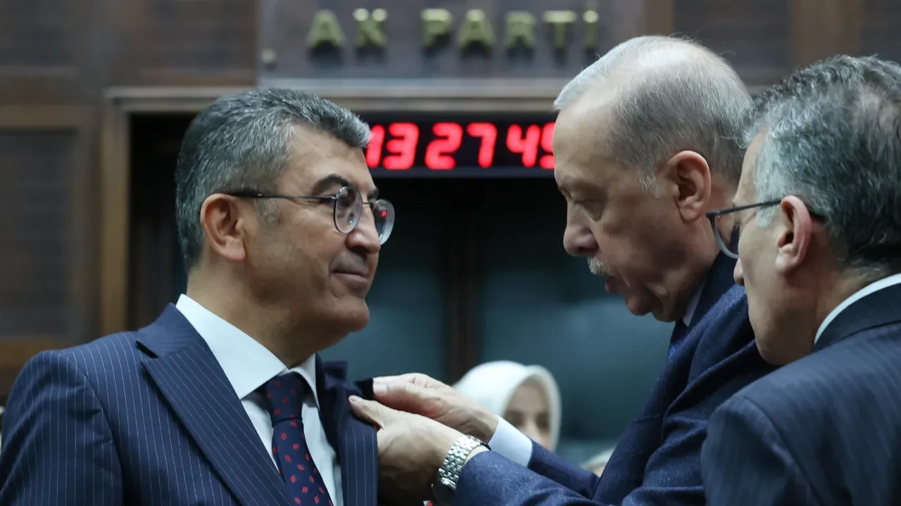 Rozetini Erdoğan taktı! İddialar doğru çıktı