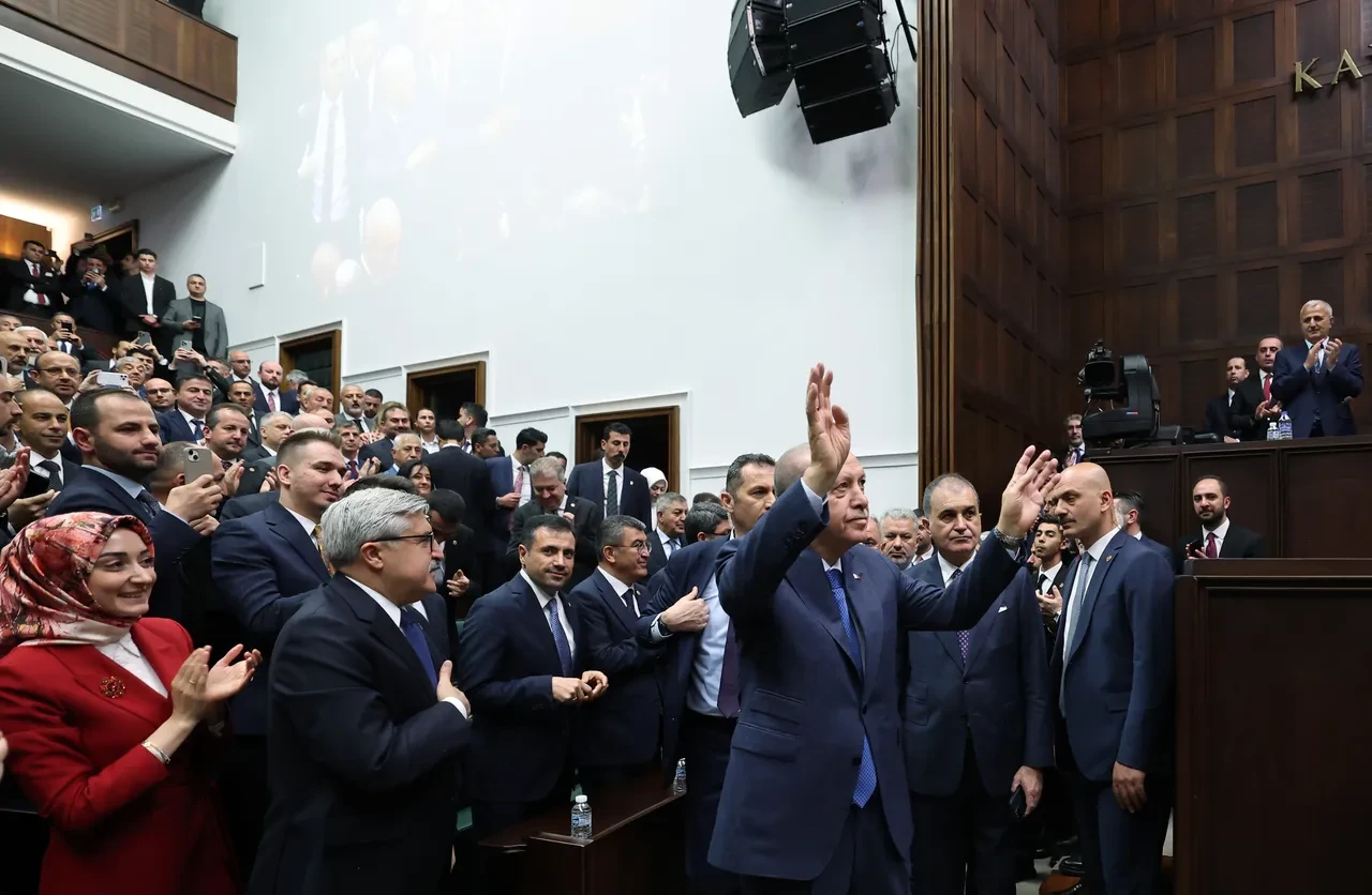 Son dakika | Cumhurbaşkanı Erdoğan'dan belediye statülerinde değişiklik sinyali! Kayyum istisna hale gelecek