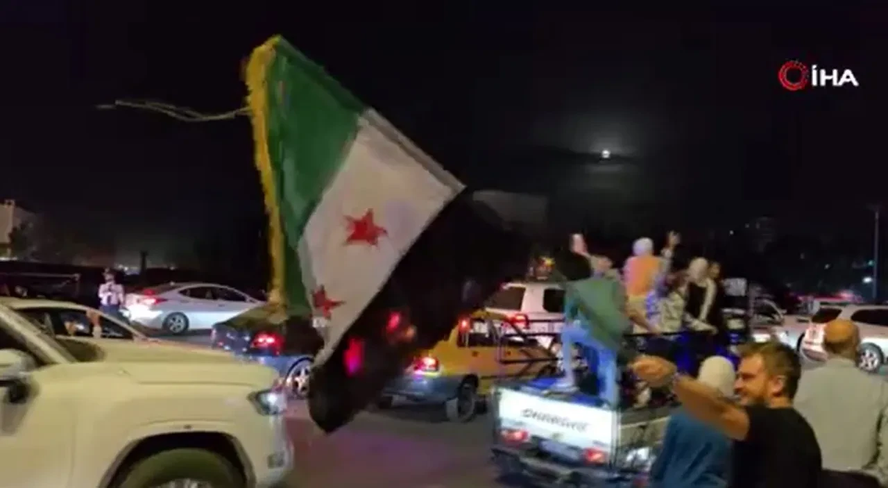Suriye'de ABD’nin yaptırımları kaldırma kararı kutlandı