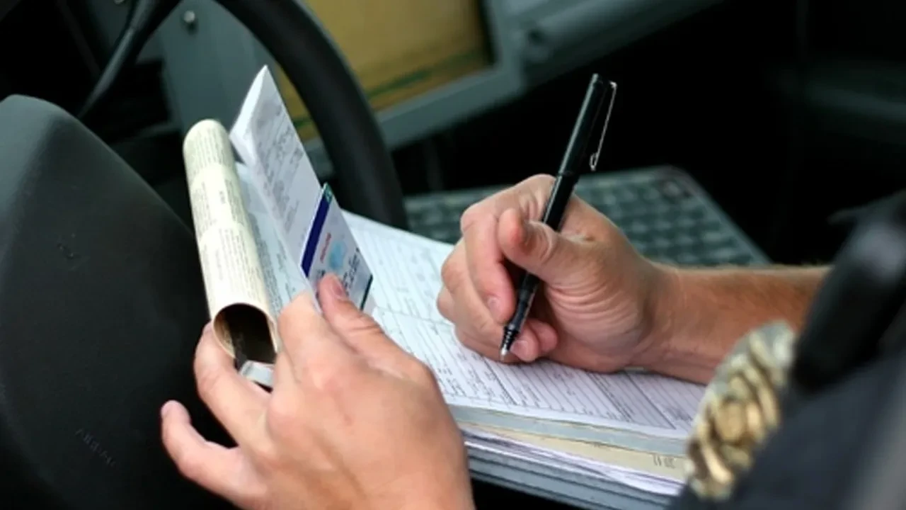 Yeni trafik cezaları Meclis'te! Olay yerini terk eden sürücüye hapis cezası