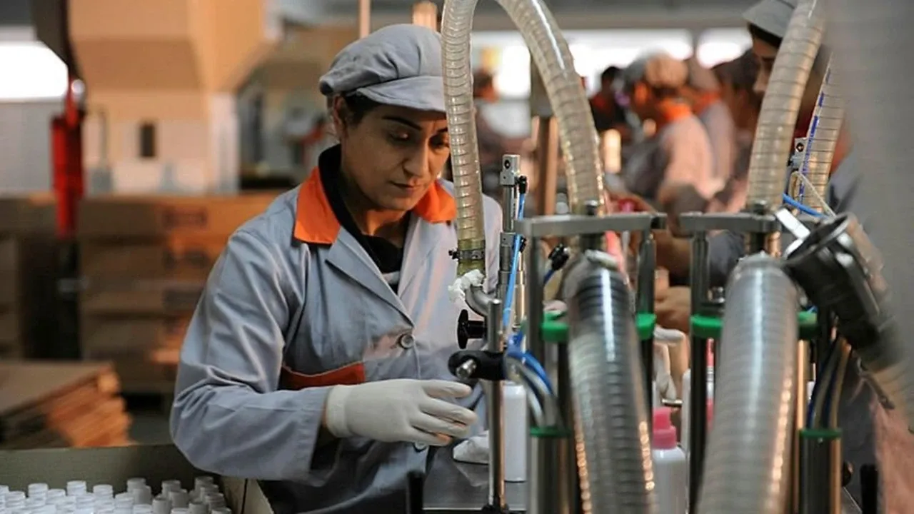 Kamu işçisi zam oranı belli oldu mu ne kadar? 1 2025 Kamu işçisi zam oranı belli oldu mu ne kadar? Kritik gün yarın