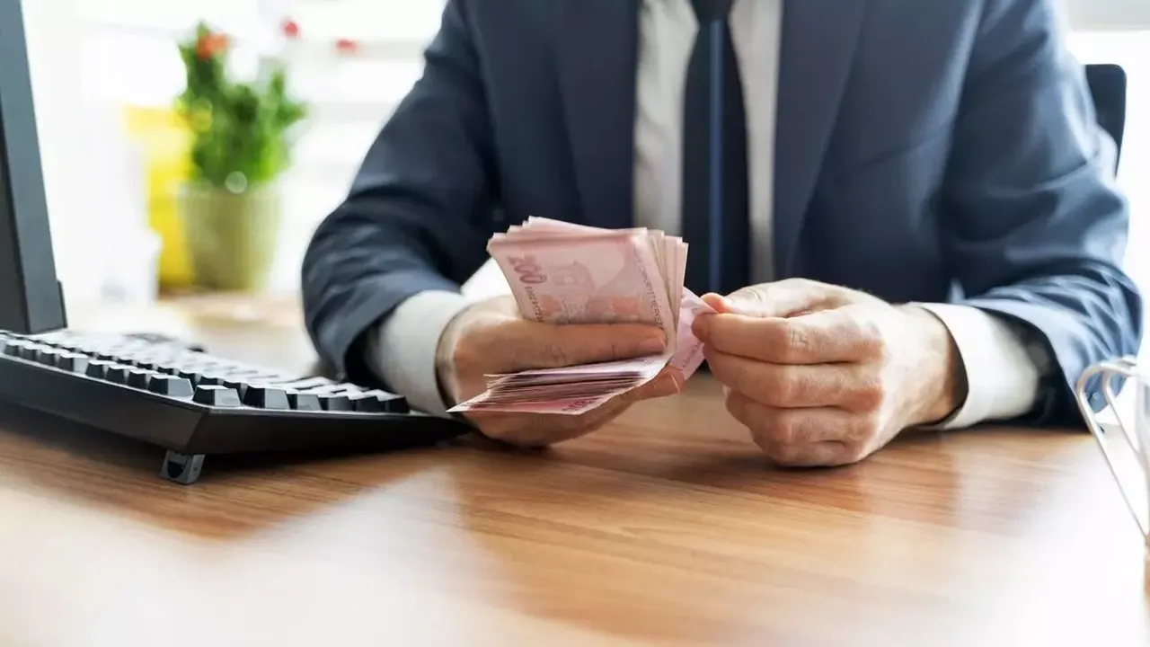 Kamu işçisi zam oranı belli oldu mu ne kadar? 5 2025 Kamu işçisi zam oranı belli oldu mu ne kadar? Kritik gün yarın