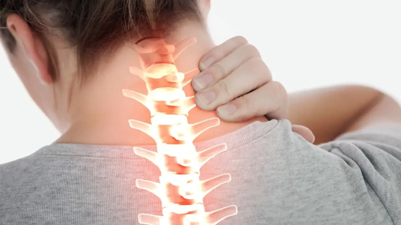 Araç kullanırken cebinizde bu varsa bel fıtığına davetiye çıkartıyorsunuz! 15 dakika bile yetiyor