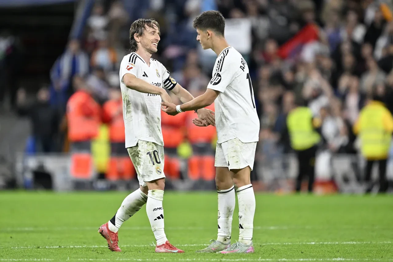 Arda Güler 90 dakika oynadı, Real Madrid evinde Mallorca'yı devirdi! 3 gol sesi...