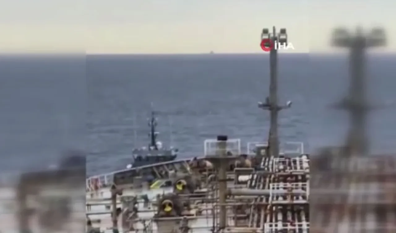 Estonya, Rus petrol tankerine el koymaya çalıştı! Baltık Denizi'nde büyük gerginlik