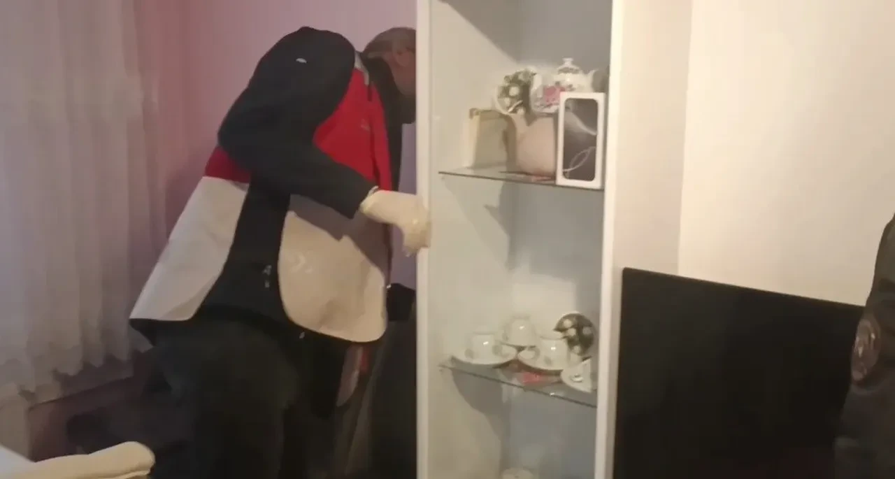 İki aileye nitelikli yağma operasyonu: Gözaltılar var