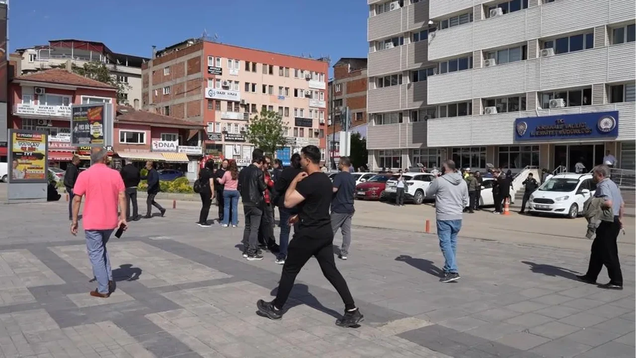 Konya depremi sonrası Prof. Dr. Sözbilir '7 büyüklüğünde diyerek' uyardı: Tuz Gölü fayı hakkındaki iddialar çürüdü!