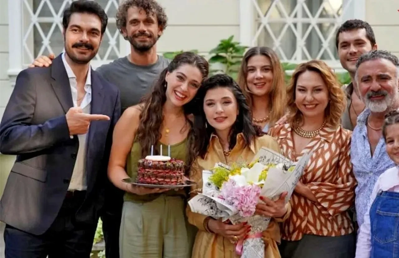 Leyla dizisinin final tarihi belli oldu 