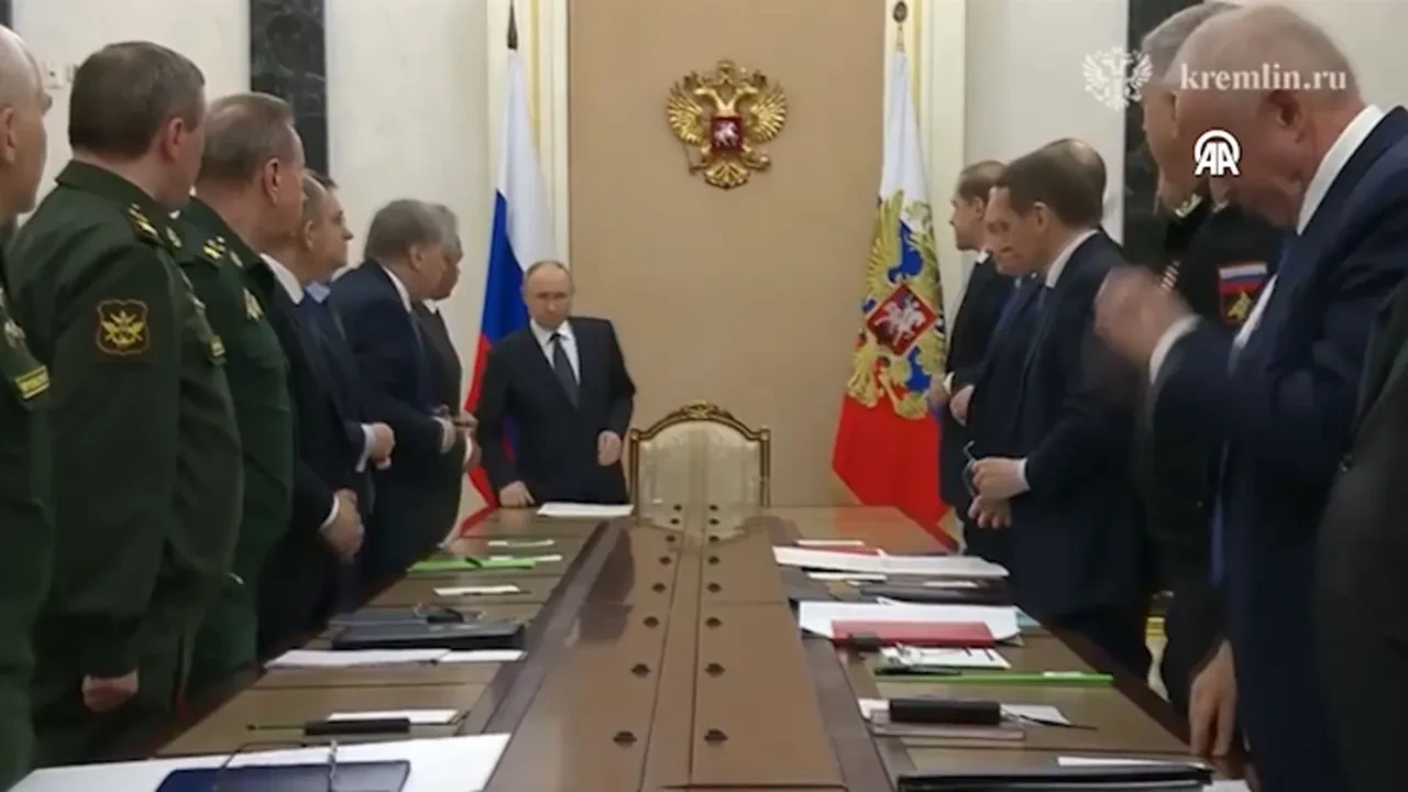 Putin, Rus heyetiyle son dakika toplantısı yaptı