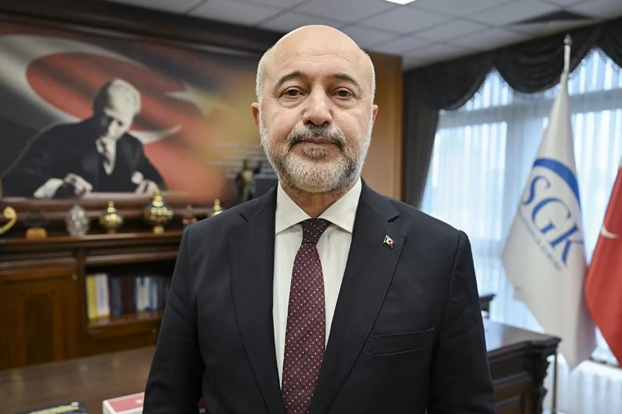 SGK kayıt dışı istihdama göz açtırmıyor!  2 milyar liralık ceza kesildi