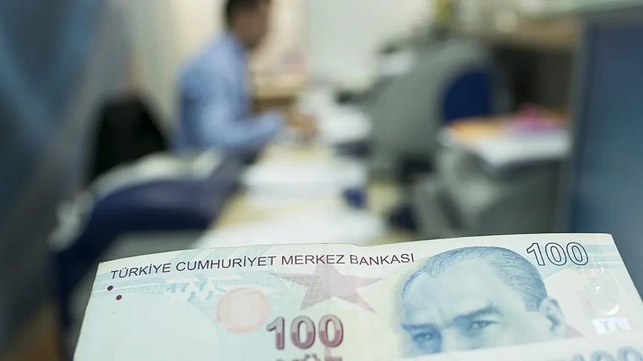 19 Mayıs'ta bankaların açık olup olmadığı belli oldu! Kamu ve özel bankaların çalışma durumu