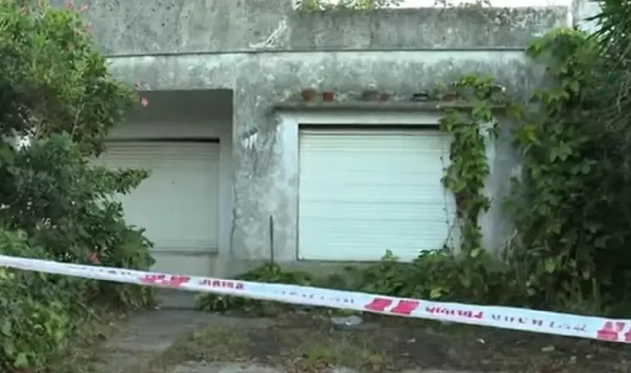 Annesinin cesediyle senelerce yaşadı! Her gün için mektup yazdı