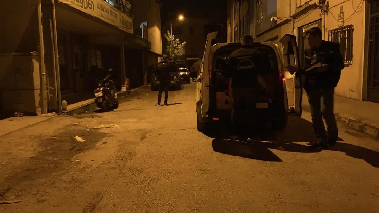 Bursa'da 10 milyonluk alacak-verecek kavgasında kan aktı: Yaralılar var!