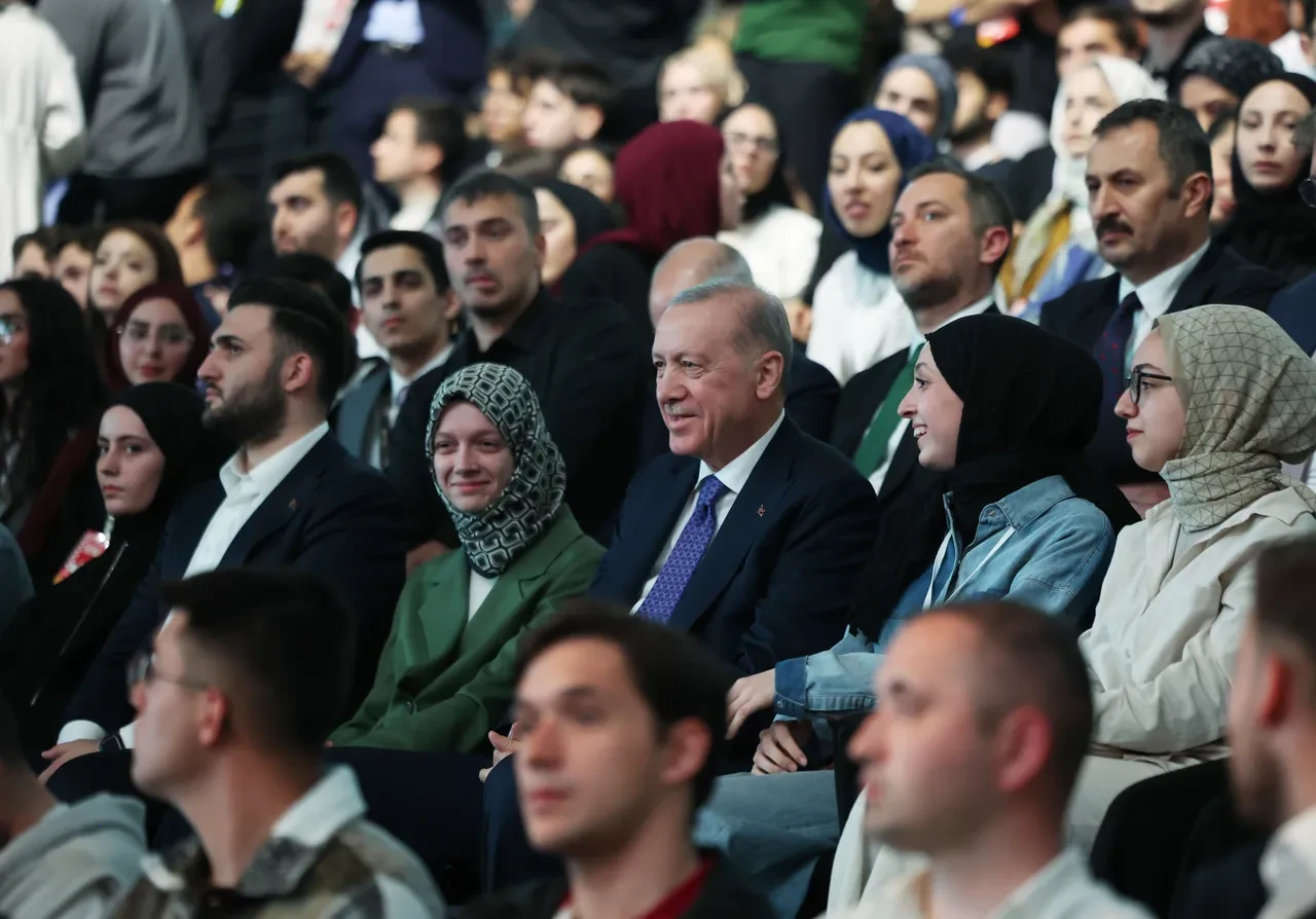 Cumhurbaşkanı Erdoğan'dan barış zirvesi sonrası çarpıcı açıklama: 'Masada ve sahada güçlü Türkiye'