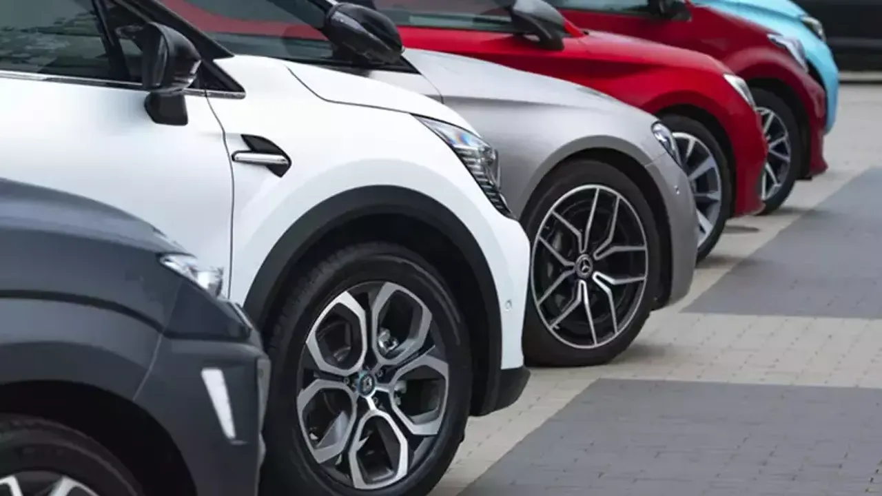 En çok satan otomobil markaları belli oldu! TÜİK renk ve yakıt tercihlerini de paylaştı