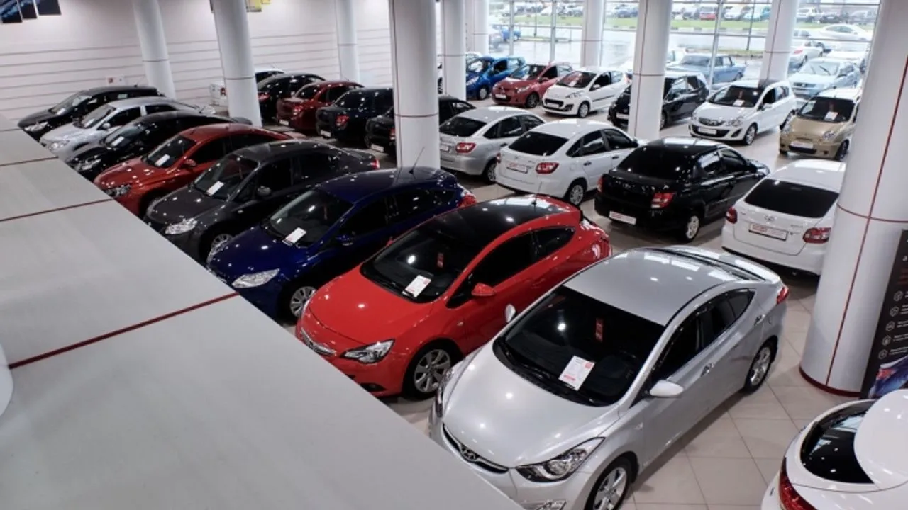 En çok satan otomobil markaları belli oldu! TÜİK renk ve yakıt tercihlerini de paylaştı