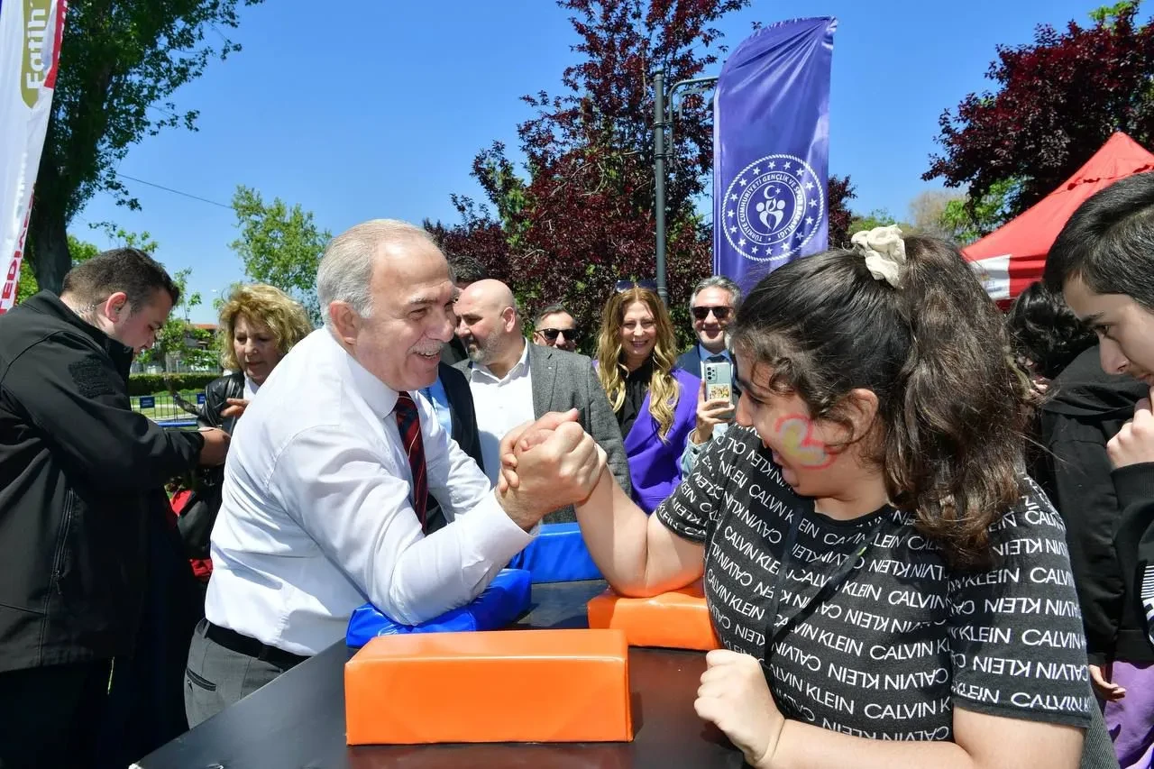 Fatih’te Engelliler Haftası’nda renkli şenlik: Spor ve eğlenceyle engelsiz bir gün