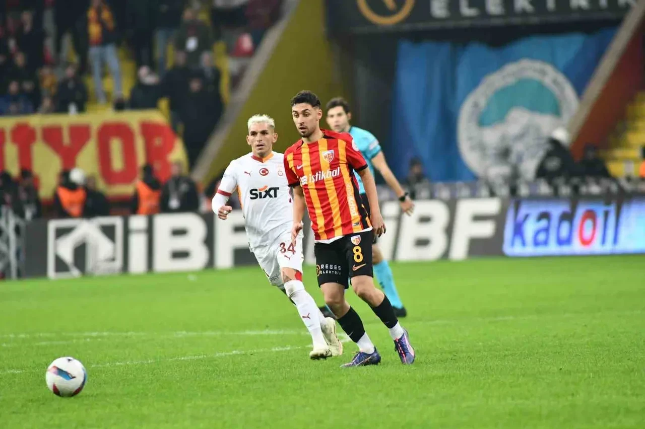 Galatasaray Kayserispor’u yenerse veya berabere kalırsa şampiyon mu? Şampiyonluk maçına geri sayım
